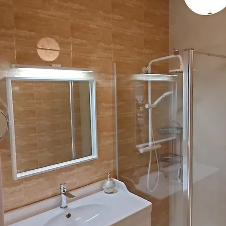 For 4 Guests 2 Bedroom 80M2 Apartment Warsaw City Center, Quiet Courtyard Varşova